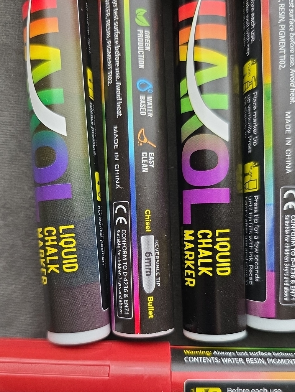 Liquid Chalk Markers Set - 10 Assorted Colors- NWOT - Picture 2 of 3